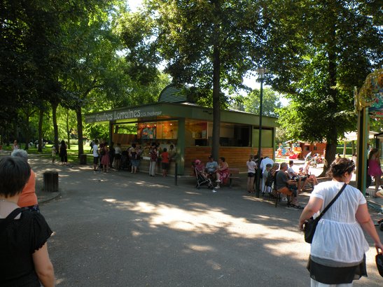  vente de gaufres lorraines, parc de la Pépinière